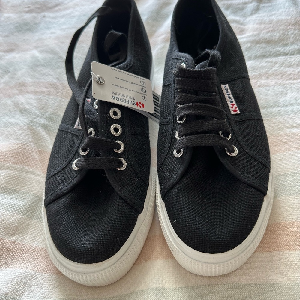 NWT Superga 2750 Sneakers